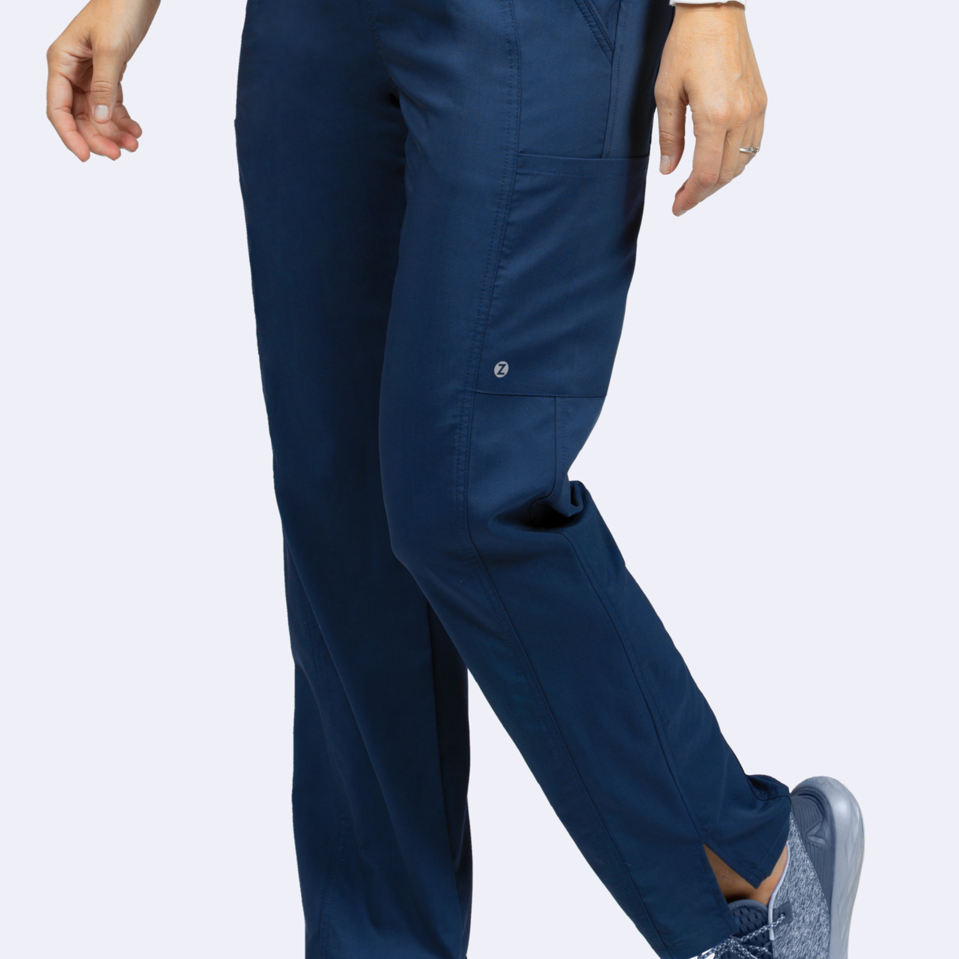 PANTALÓN CLINICO MUJER ZOE ALEXANDRA 3027 AZUL MARINO