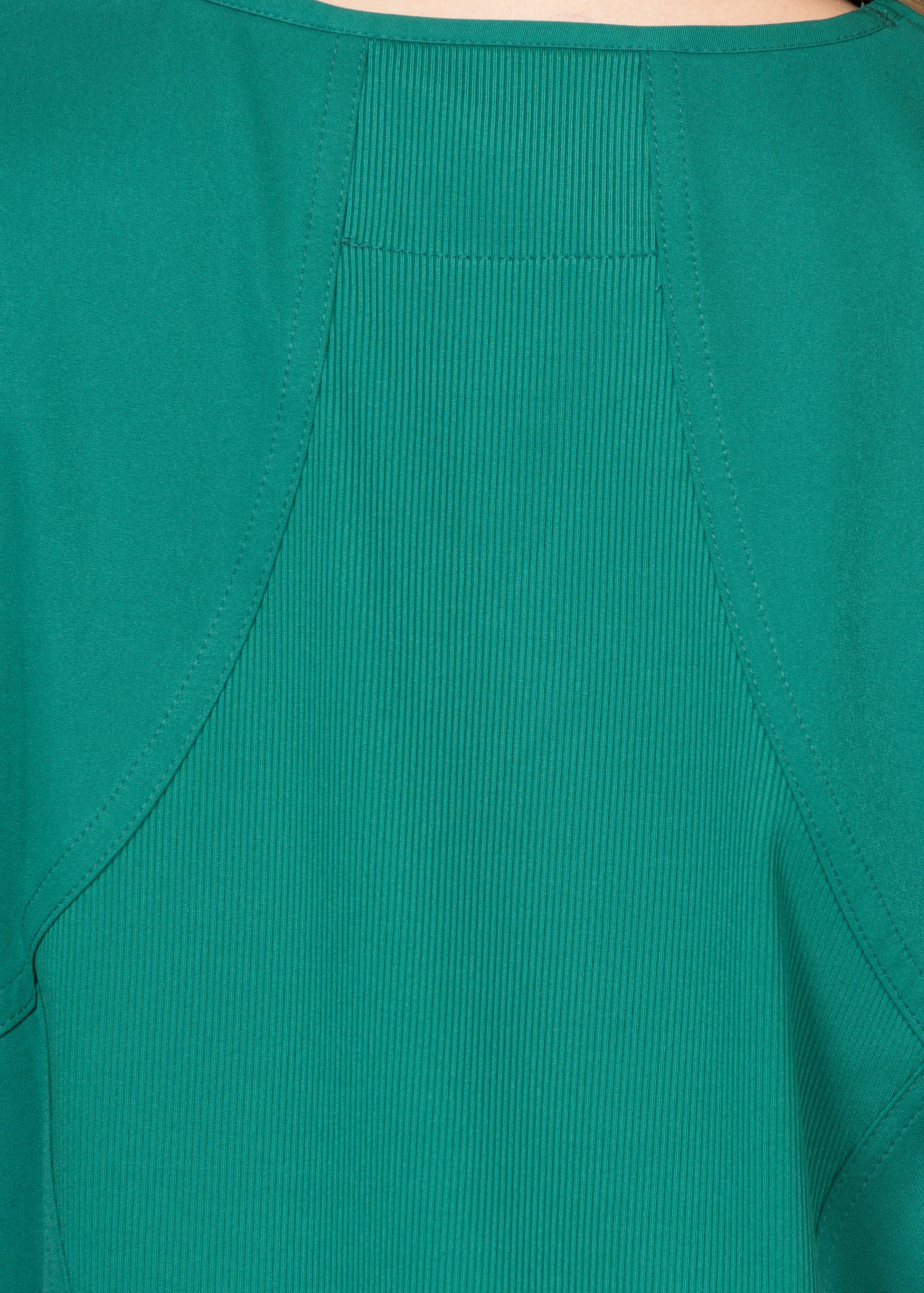 Polera Clínica Mujer Ava Therese 1084 Hunter