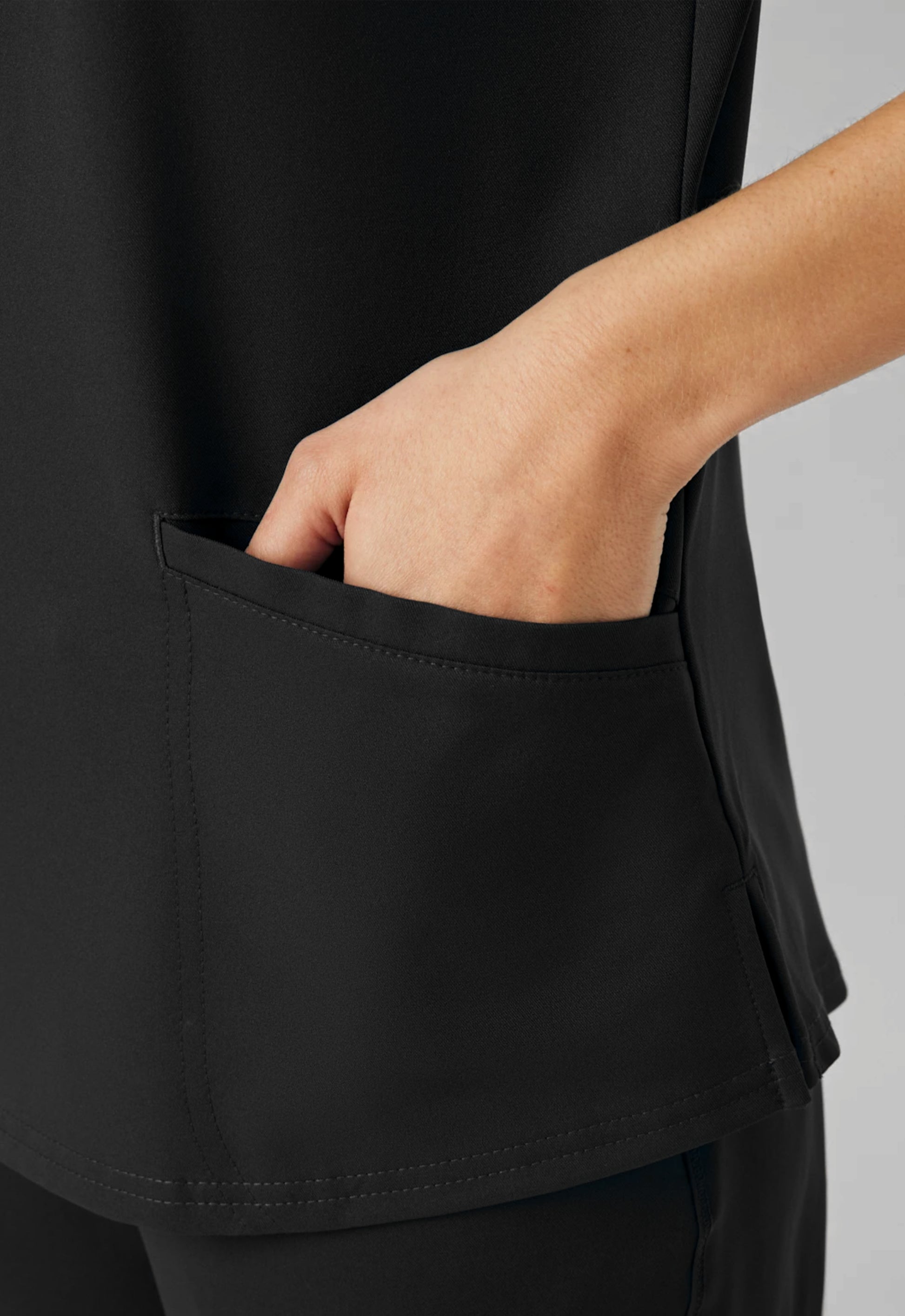 Polera Clínica Mujer Vibe WT121 Negro