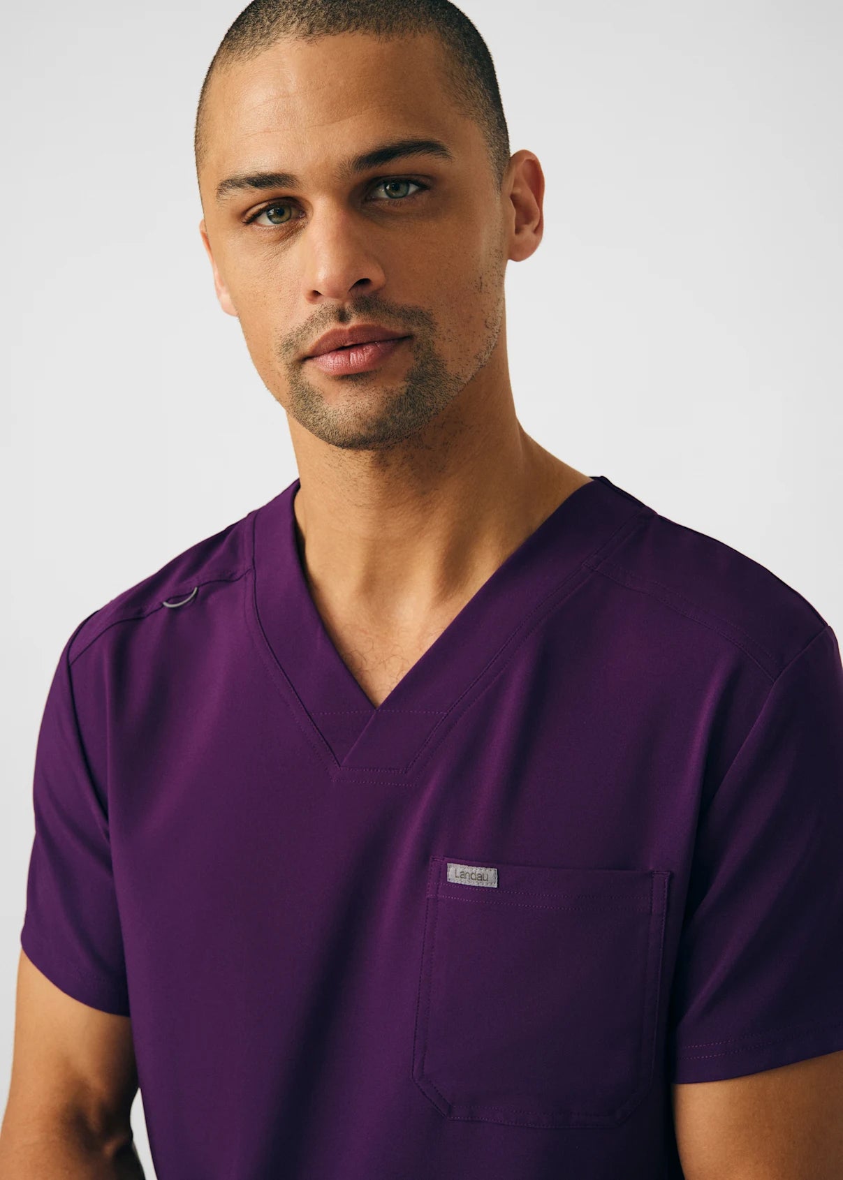 Polera Clínica Hombre Forward LT110 Morado Eggplant