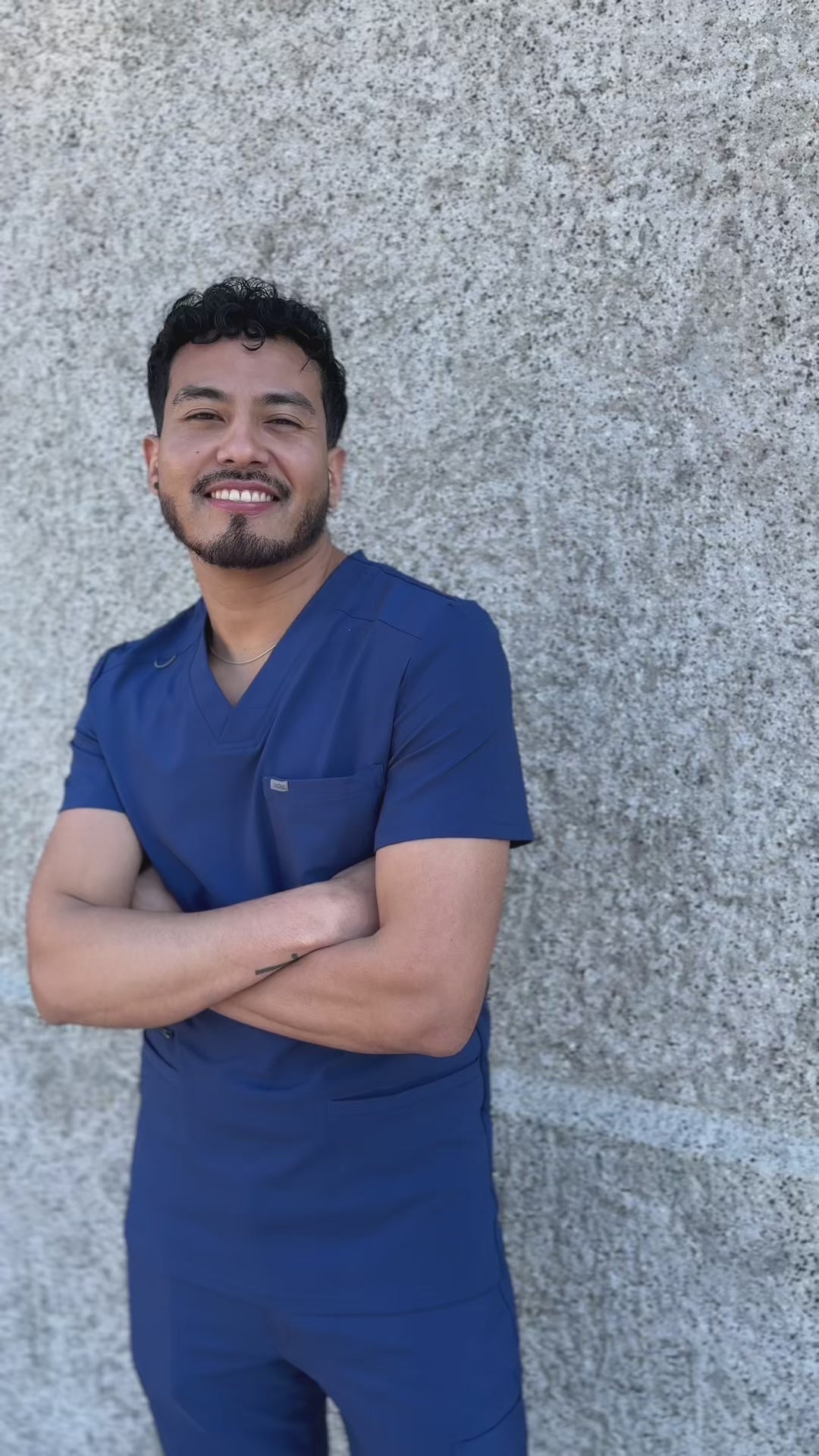 Polera Clínica Hombre Forward LT110 Azul Marino