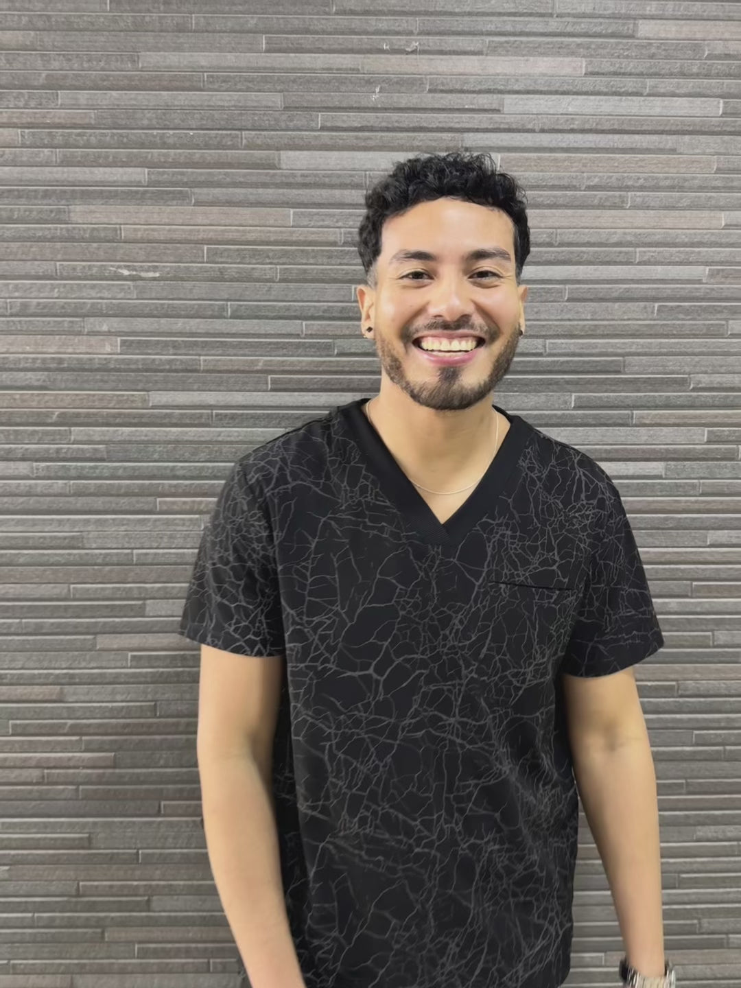 Polera Clínica Estampada Hombre IN701 CKBK