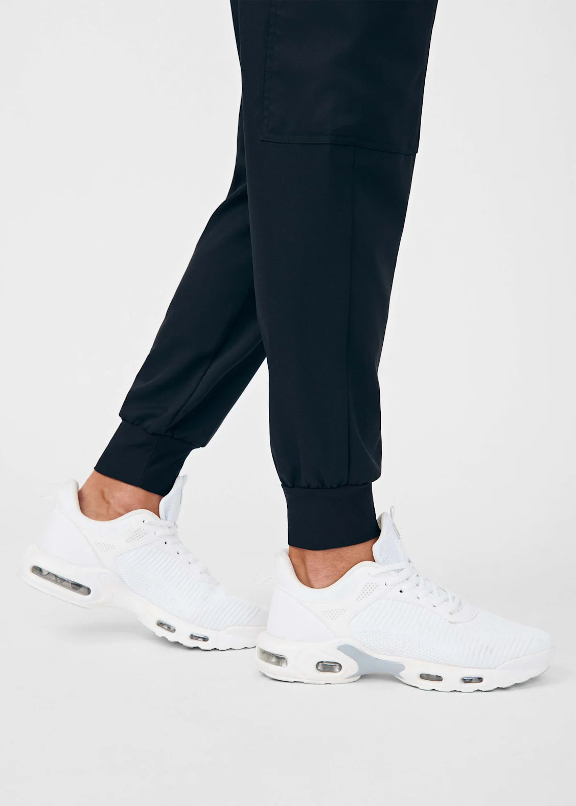 Pantalón Clínico Hombre Jogger Vibe WB431 Negro
